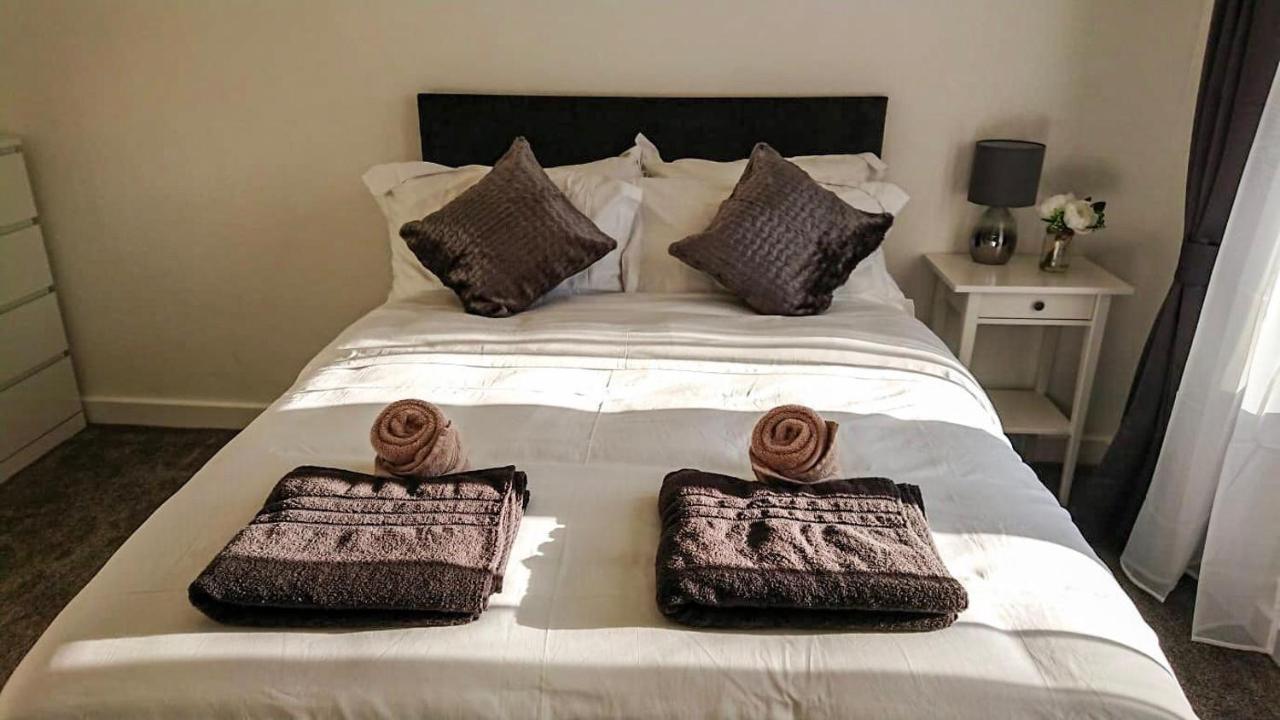 Carnock Road Apartment - Silverburn Shopping Centre 글라스고 외부 사진