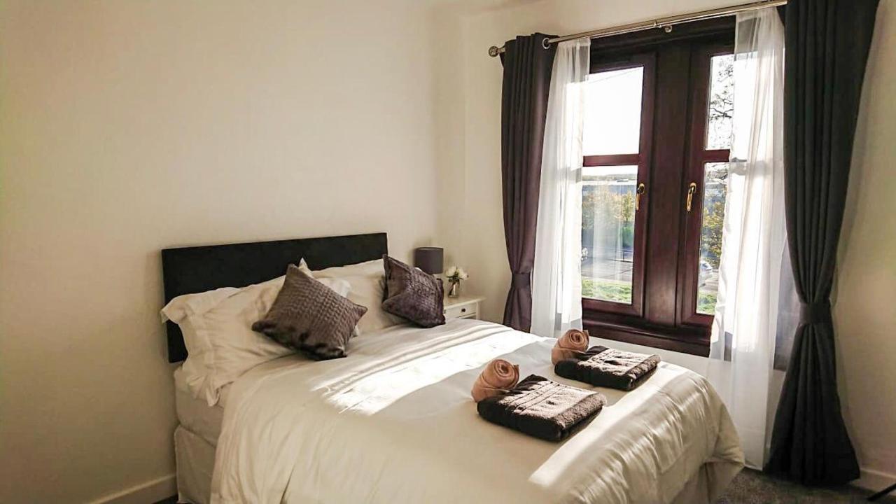 Carnock Road Apartment - Silverburn Shopping Centre 글라스고 외부 사진