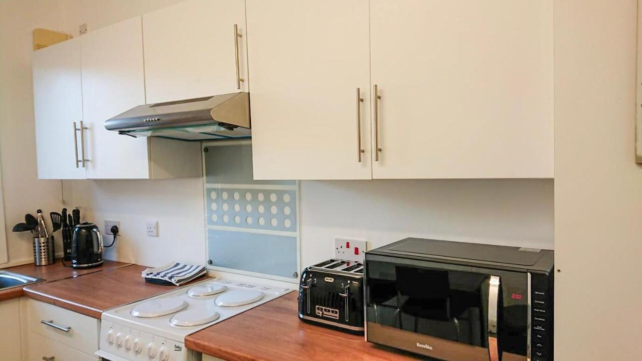 Carnock Road Apartment - Silverburn Shopping Centre 글라스고 외부 사진