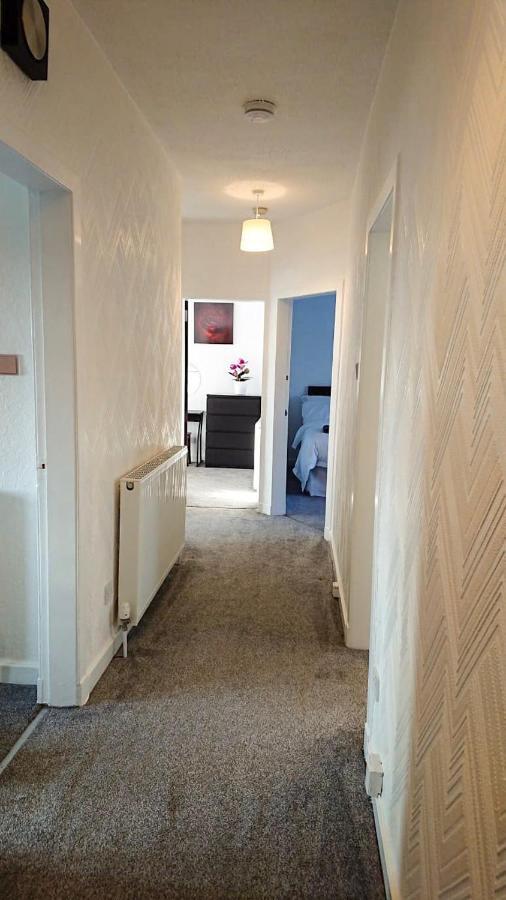 Carnock Road Apartment - Silverburn Shopping Centre 글라스고 외부 사진