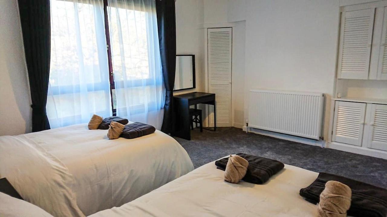 Carnock Road Apartment - Silverburn Shopping Centre 글라스고 외부 사진
